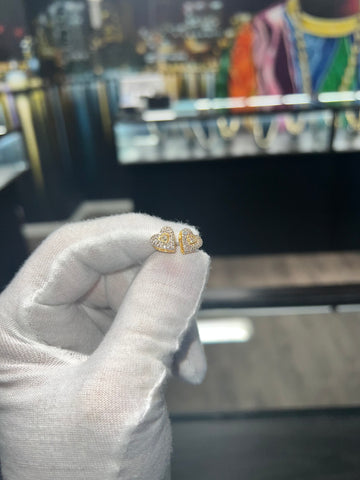1.82g 10K Yellow Gold Diamond Heart Studs
